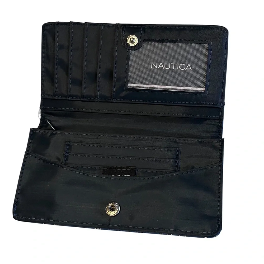 Nautica Blue Chain Print Wallet with Logo Plaque Costal Summer Western Timeless - Picture 3 of 5